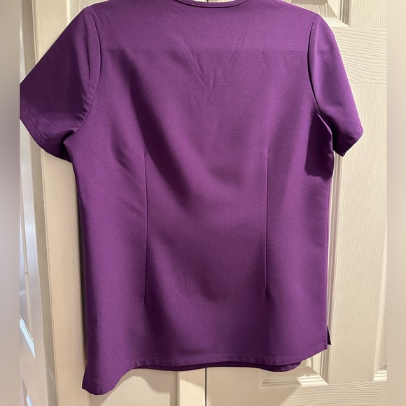 Figs Women’s Catarina Top Technical Collection Size Small Violet Good Condition - Picture 2 of 2